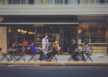 Alcance Mais Clientes: Estratégias de Divulgação na Internet para sua Loja de Joias