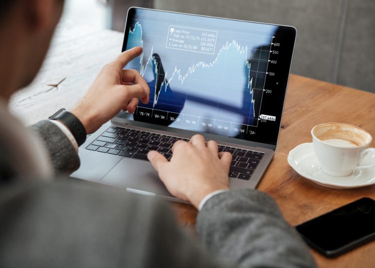 Investimentos online: explorando as oportunidades no mercado financeiro digital